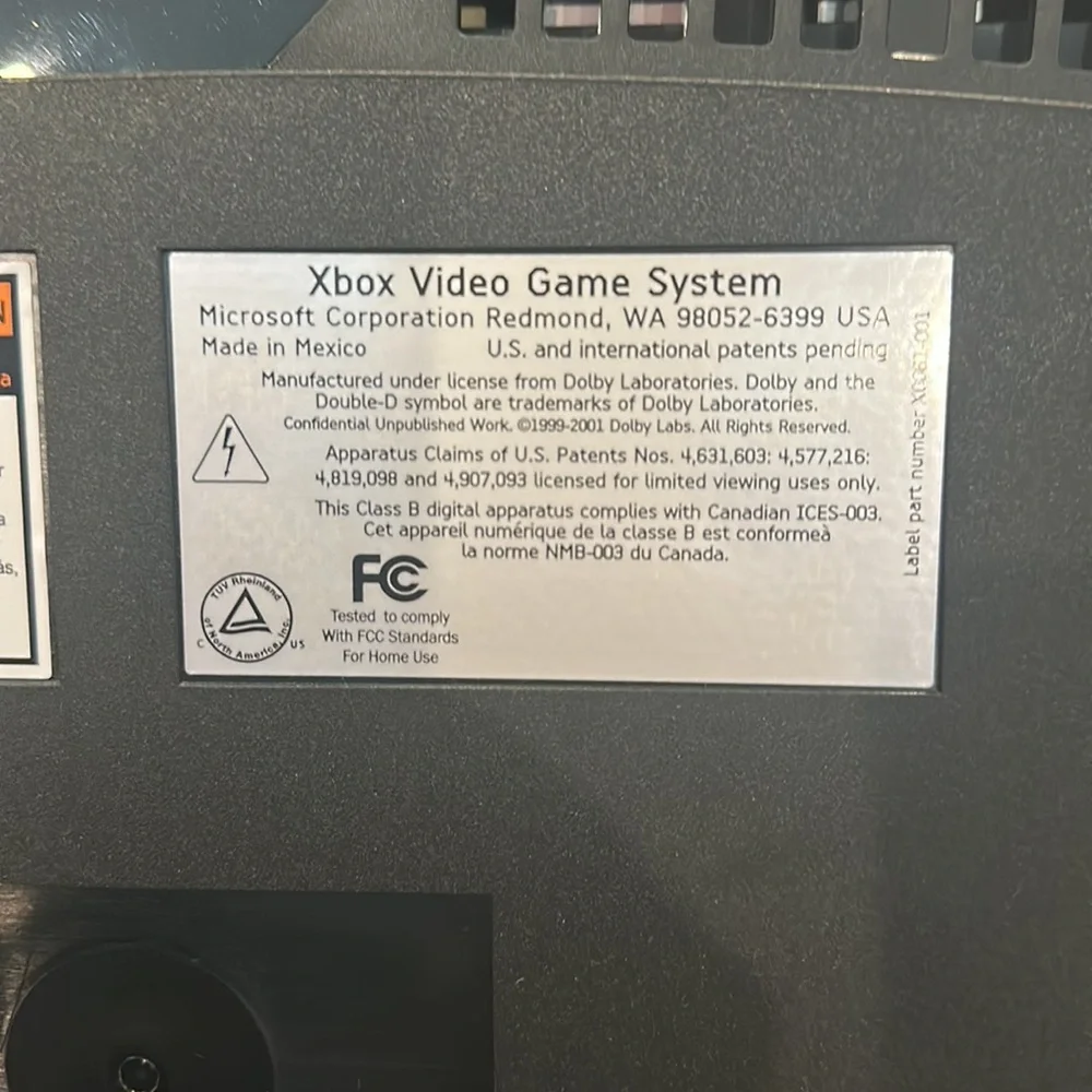 Xbox Console with Green Logo - Picture 6 of 6